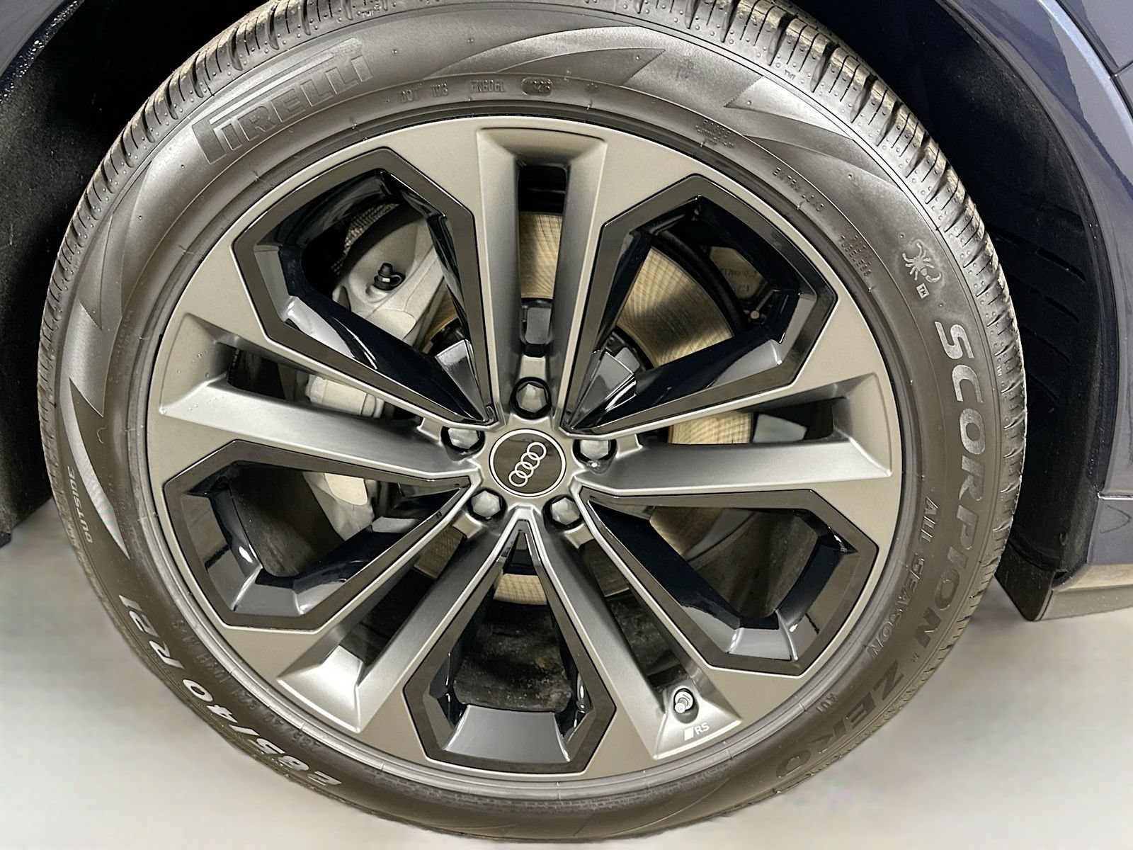 New 2026 Audi Q7 3.0T Prestige AWD/4WD image 10