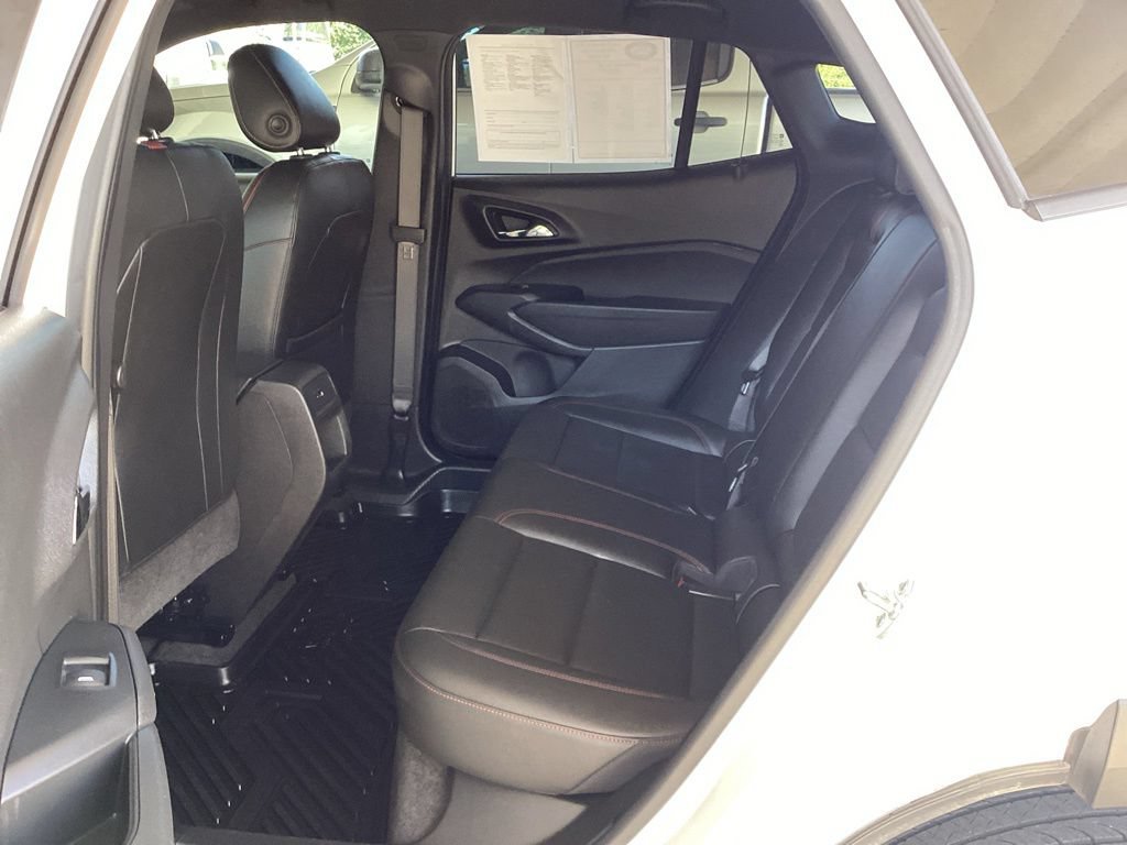 Used 2026 Chevrolet Trax RS FWD image 42