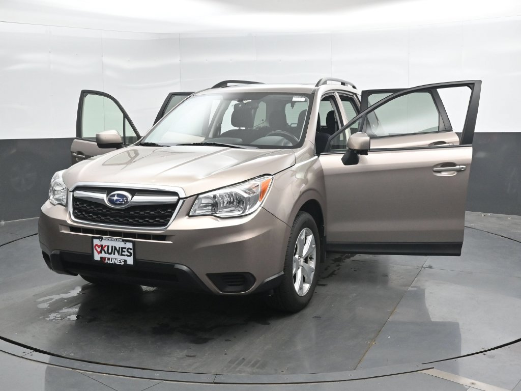 Used 2016 Subaru Forester 2.5i Premium AWD/4WD image 46