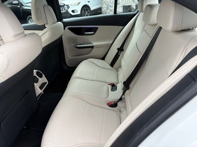Used 2025 Mercedes-Benz C 300 Sedan image 21