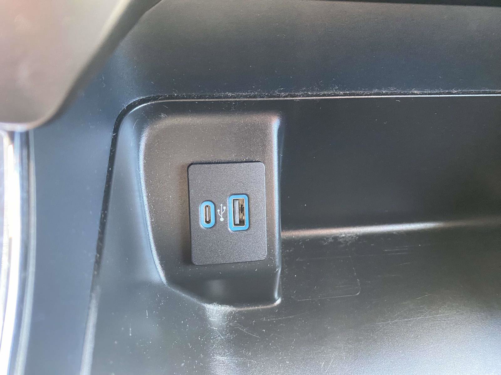 Used 2024 Ford F150 XLT w/ Mobile Office Package image 23