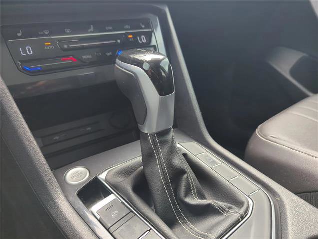 Used 2023 Volkswagen Tiguan SE FWD image 12