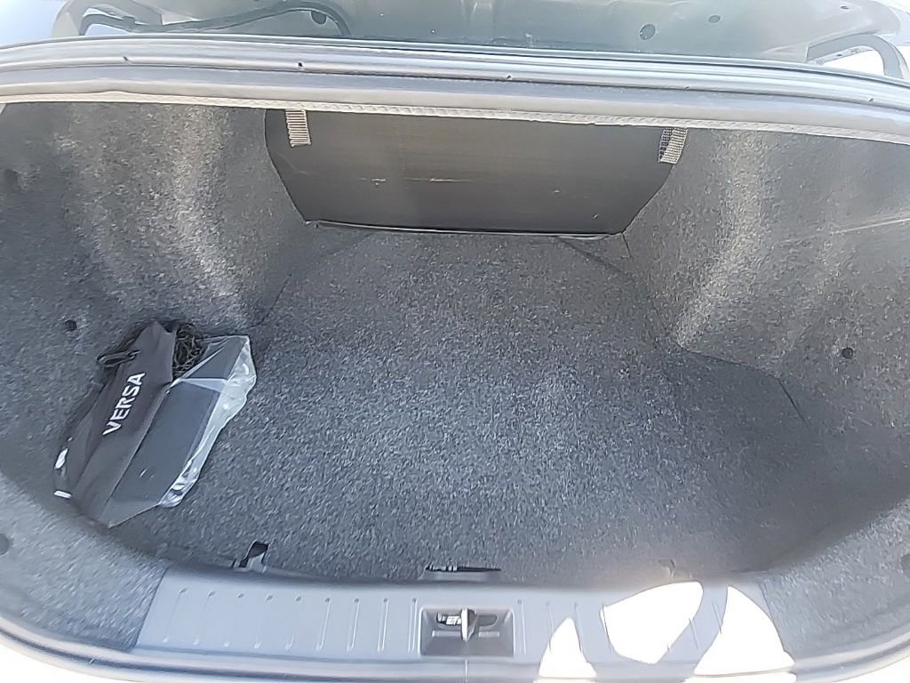 Used 2024 Nissan Versa S w/ Trunk Package image 26