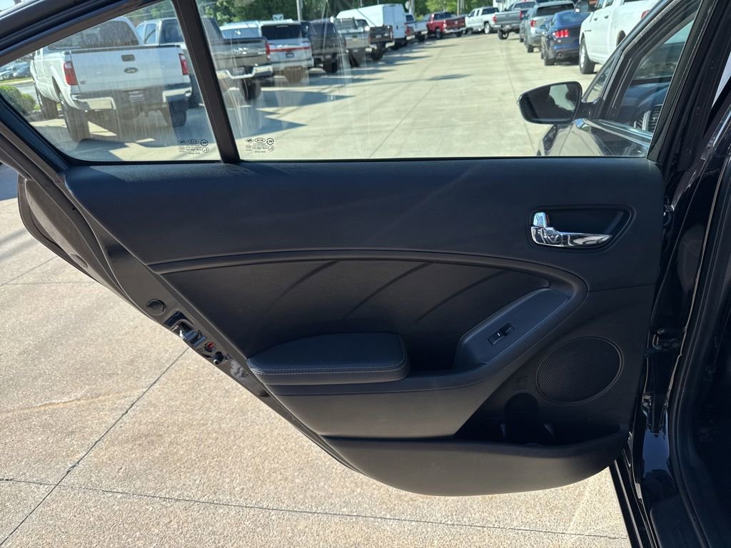 Used 2018 Kia Forte S w/ S Technology Plus Package FWD image 42