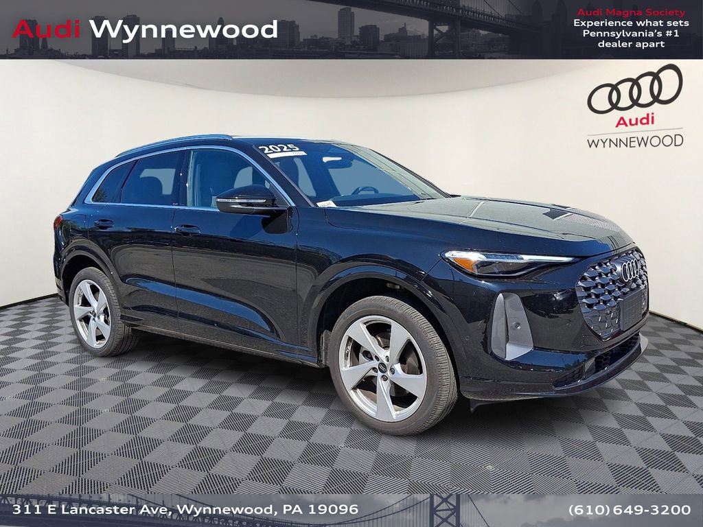 Used 2025 Audi Q5 Premium Plus w/ Premium Plus