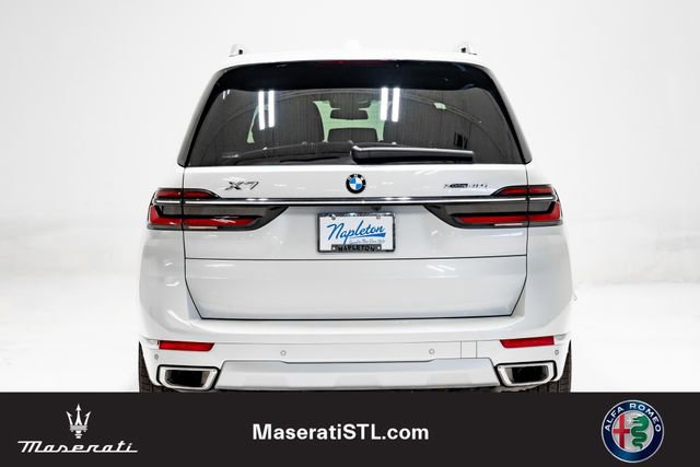 Used 2023 BMW X7 xDrive40i w/ Executive Package image 29