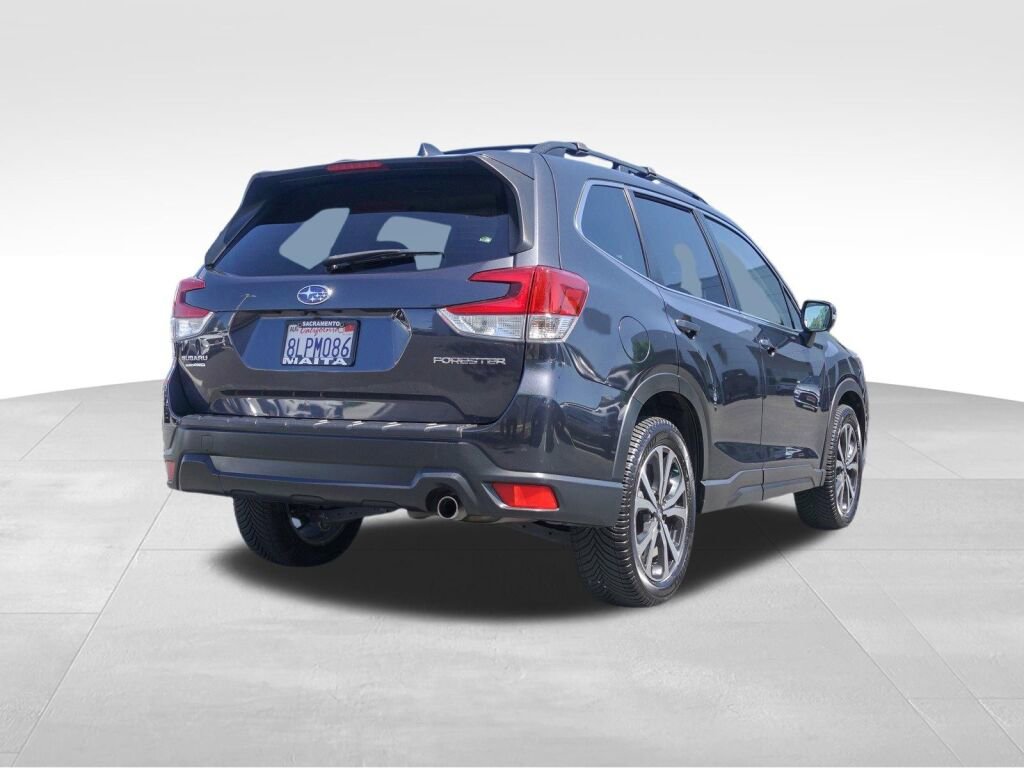 Used 2019 Subaru Forester Limited w/ Popular Package #3 image 3