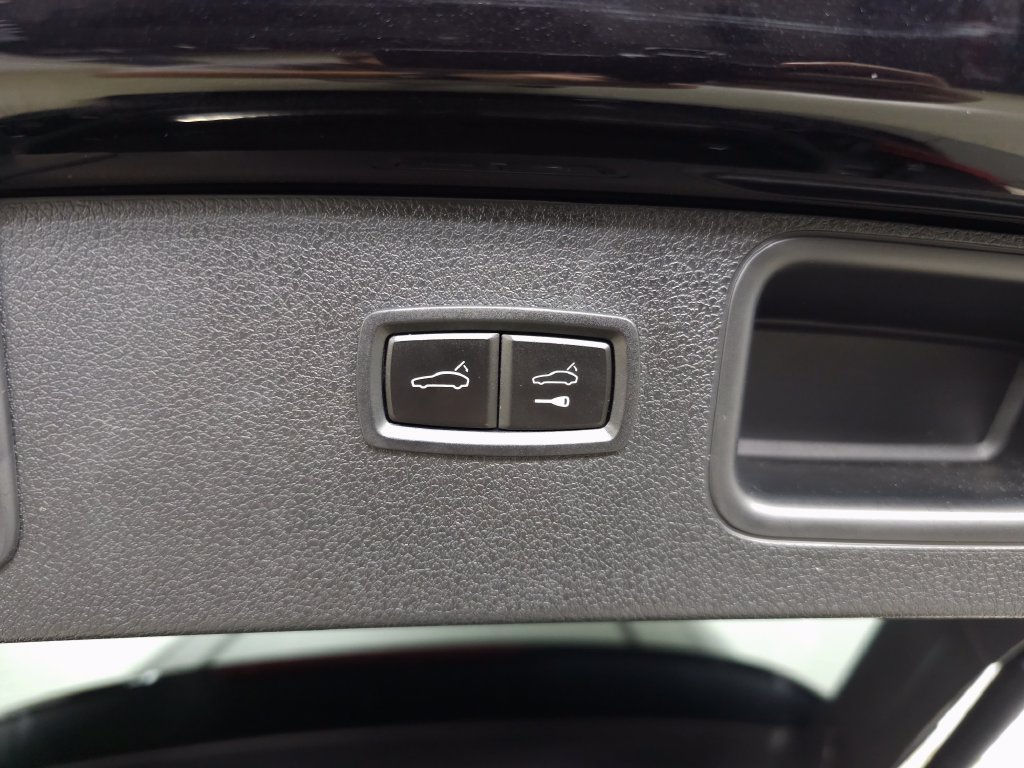 Used 2018 Porsche Macan S AWD/4WD image 8