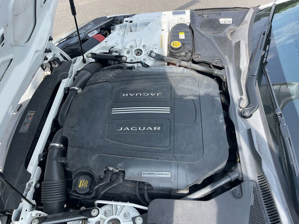 Used 2015 Jaguar F-TYPE Coupe image 34