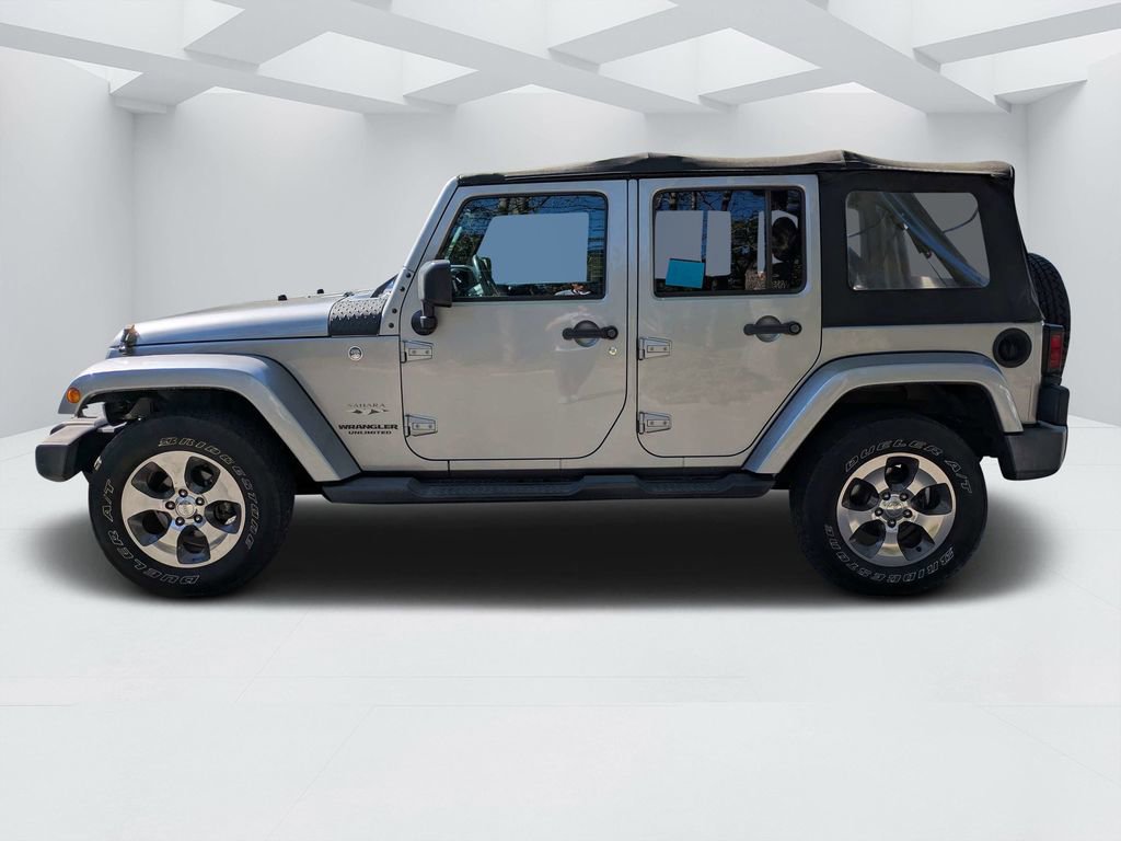 Used 2017 Jeep Wrangler Unlimited Sahara w/ Max Tow Package AWD/4WD image 6