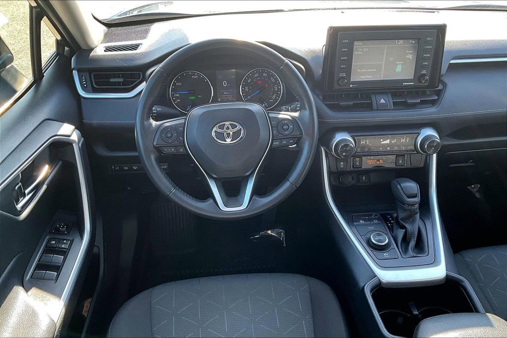 Used 2022 Toyota RAV4 XLE w/ Convenience Package image 5