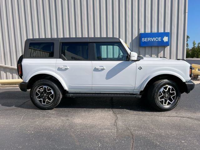 Used 2023 Ford Bronco Outer Banks AWD/4WD image 10