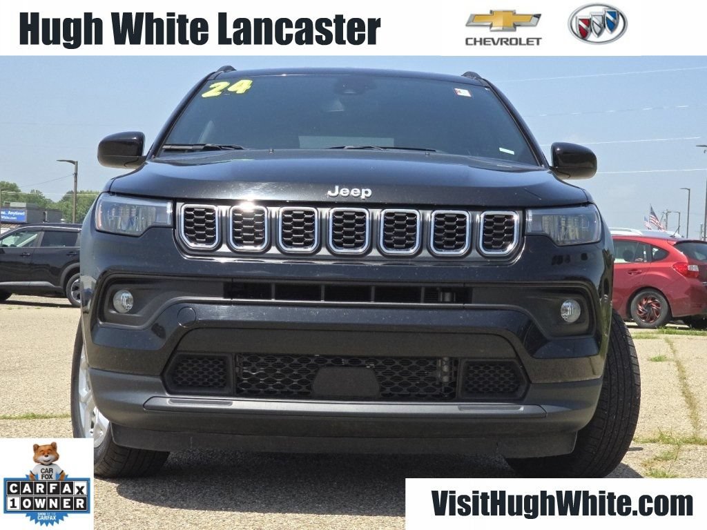 Used 2024 Jeep Compass Latitude AWD/4WD image 9