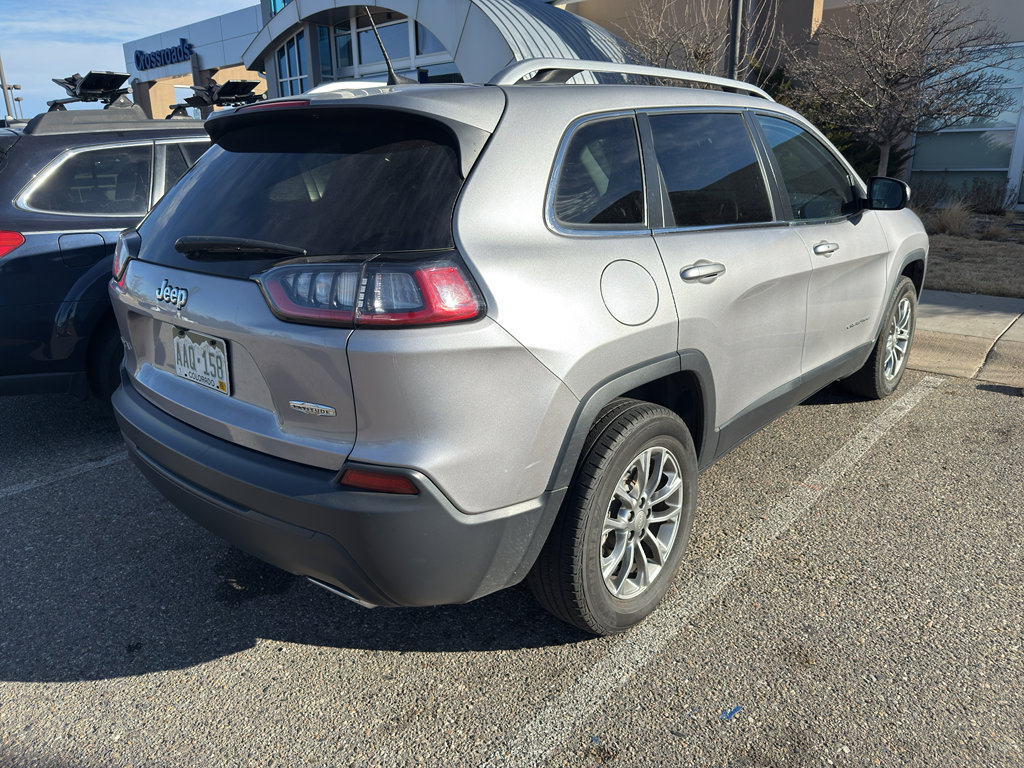Used 2019 Jeep Cherokee Latitude Plus w/ Cold Weather Group image 4