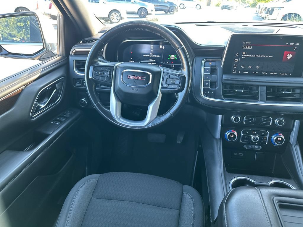 Used 2023 GMC Yukon XL SLE w/ Gmc Pro Safety Plus Package RWD image 30
