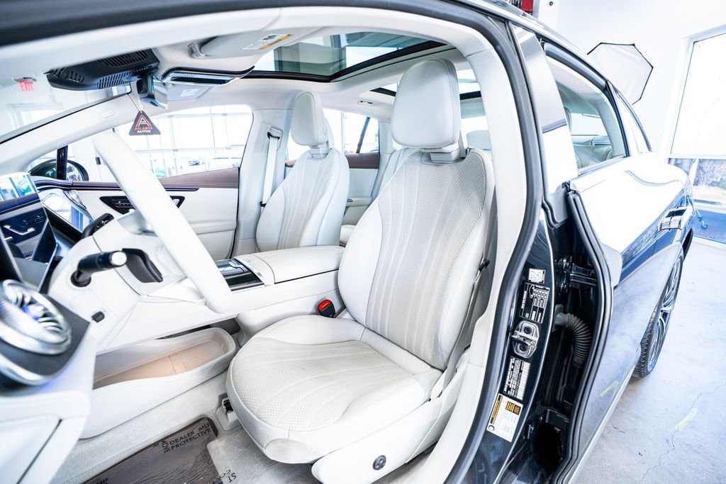Used 2023 Mercedes-Benz EQE 350+ 4MATIC Sedan image 37