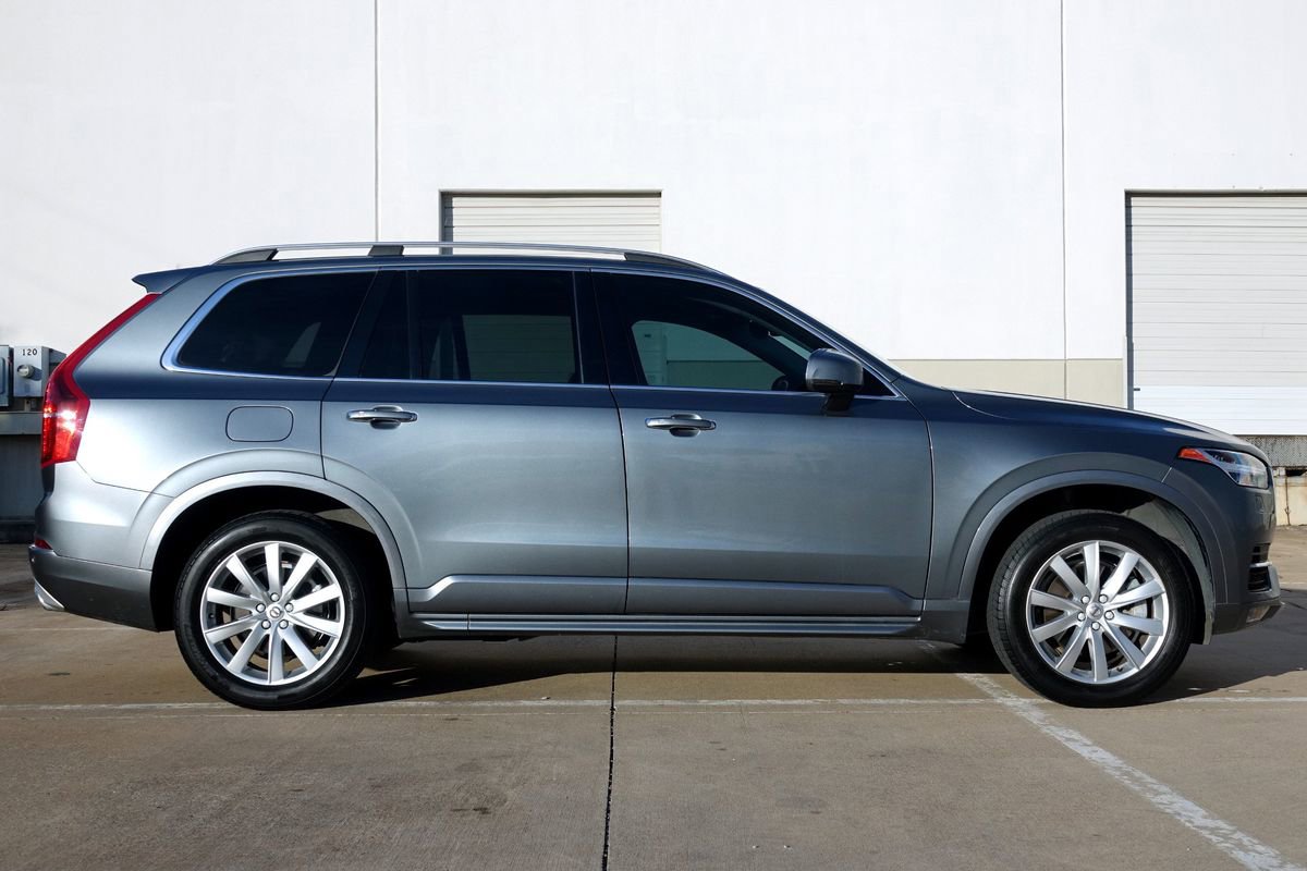 Used 2016 Volvo XC90 T6 Momentum w/ Momentum Plus Package AWD/4WD image 13