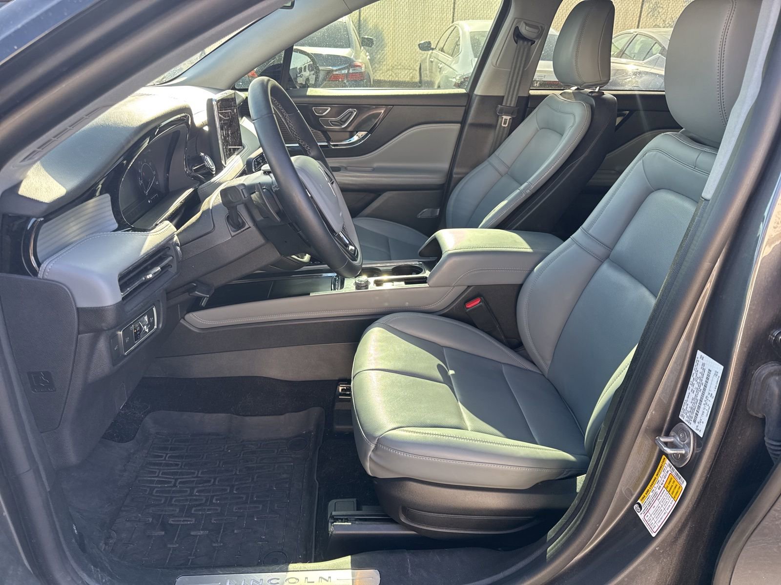 Used 2022 Lincoln Corsair AWD w/ Equipment Group 101A image 9