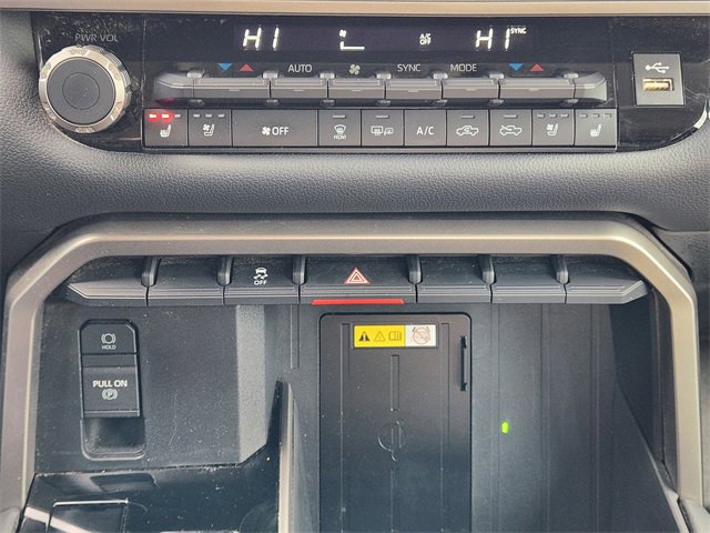 Used 2023 Toyota Tundra Limited image 19