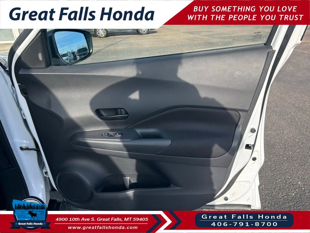 Used 2023 Nissan Kicks S image 33