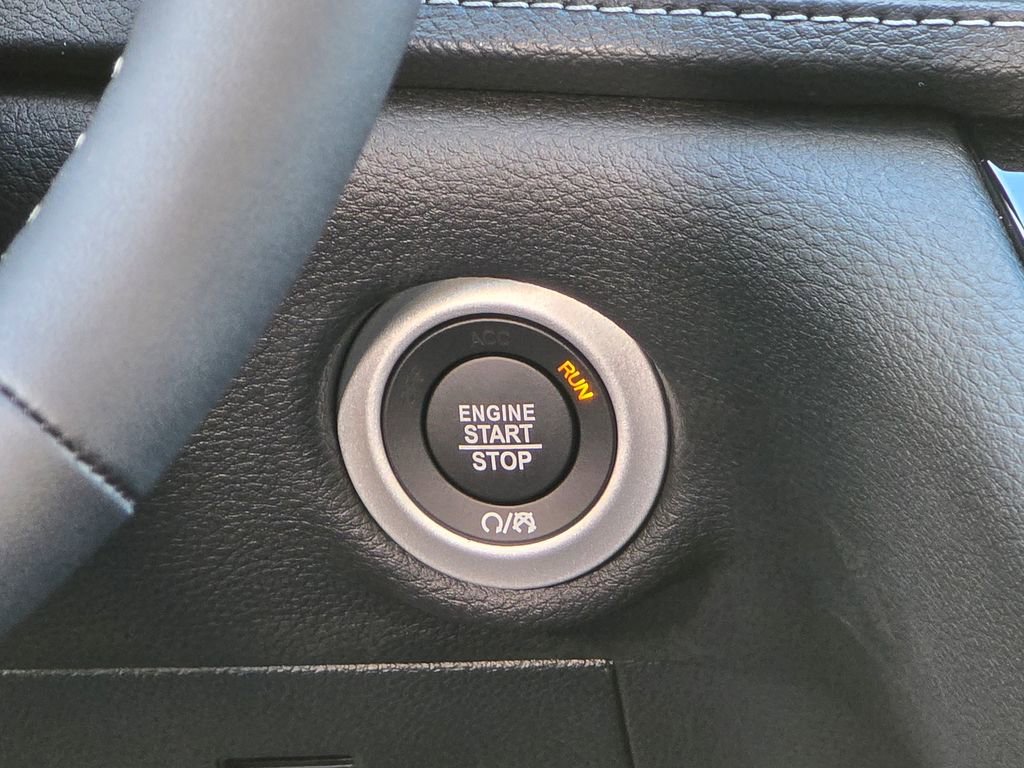 New 2026 Chrysler Pacifica Select image 29