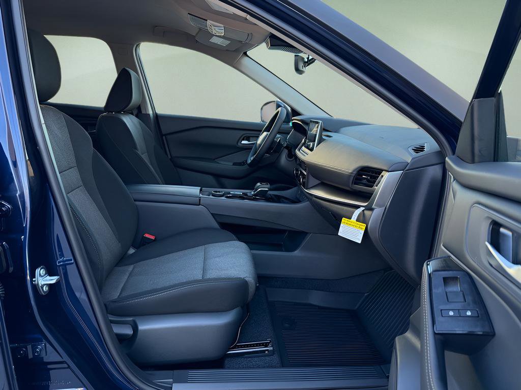 New 2026 Nissan Rogue SV image 27