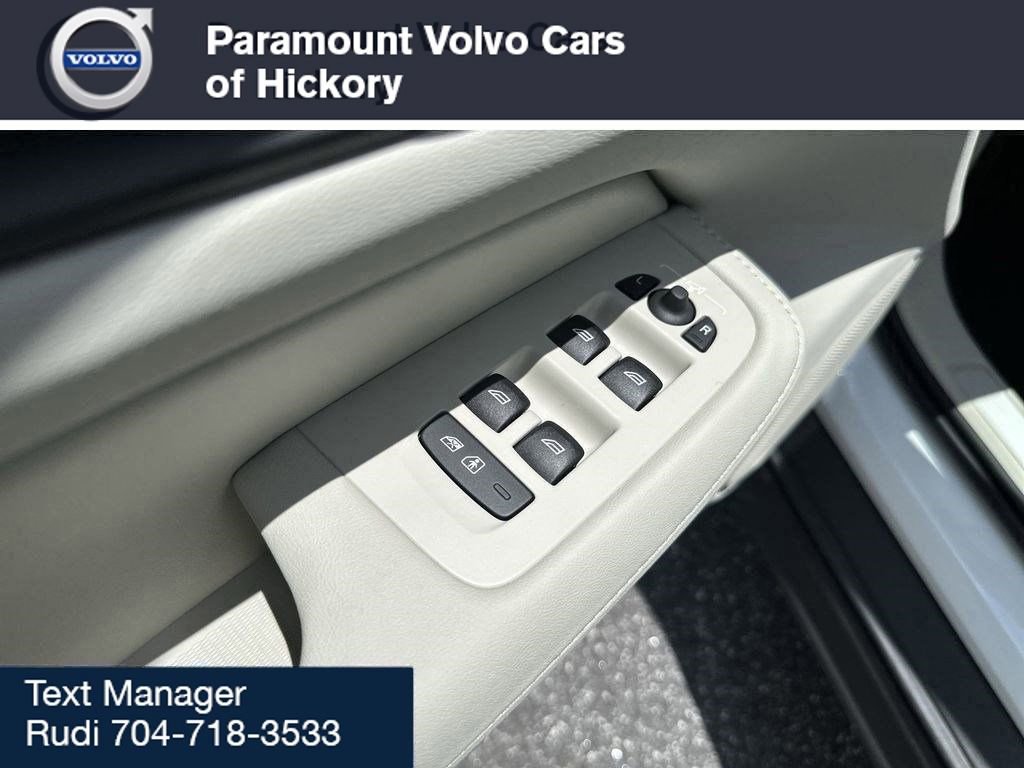 New 2026 Volvo V60 B5 Cross Country Plus w/ Protection Package Premier image 19