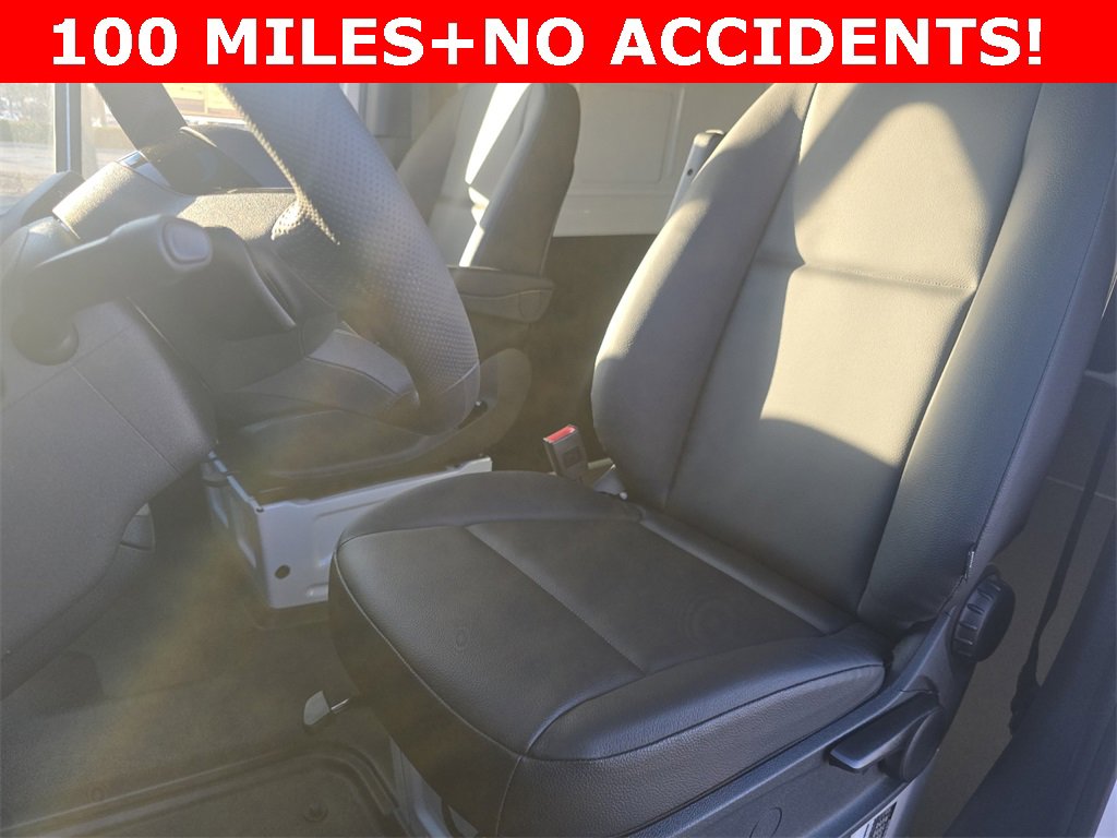 Used 2025 Mercedes-Benz Sprinter 2500 image 18
