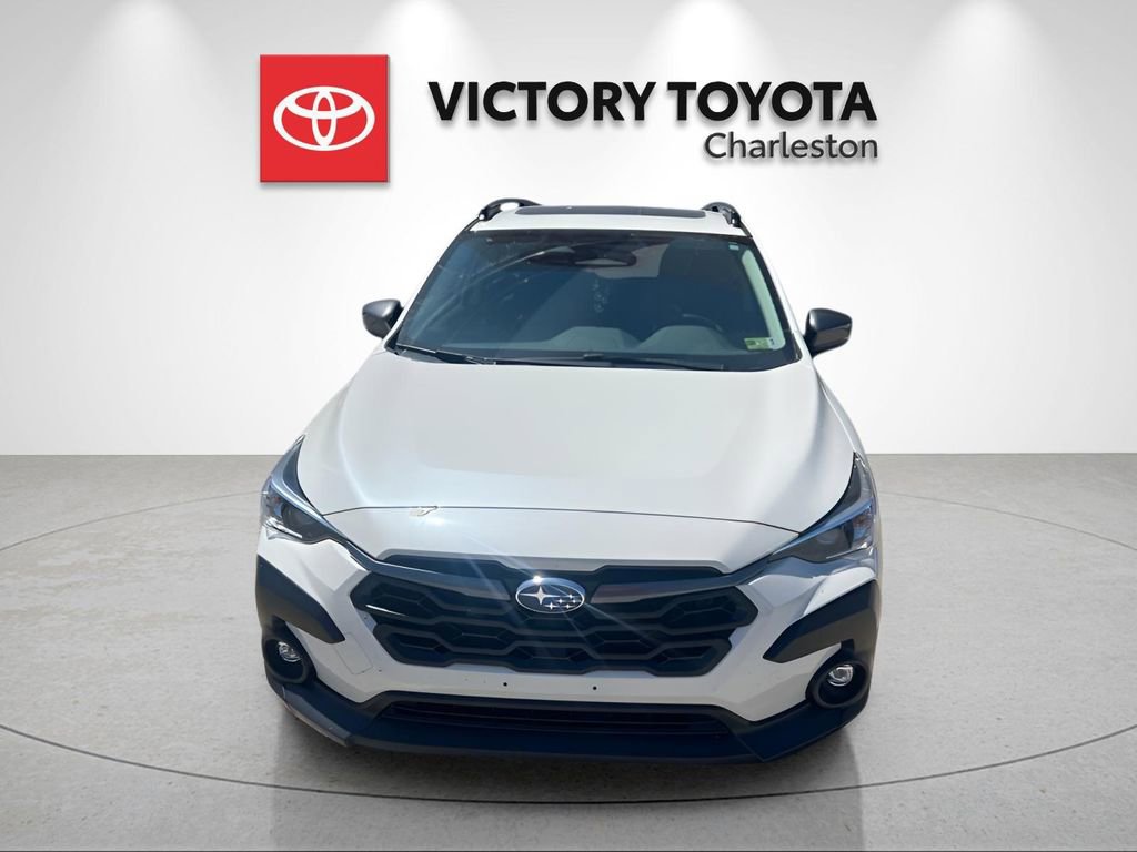 Used 2024 Subaru Crosstrek 2.0i Premium AWD/4WD image 3
