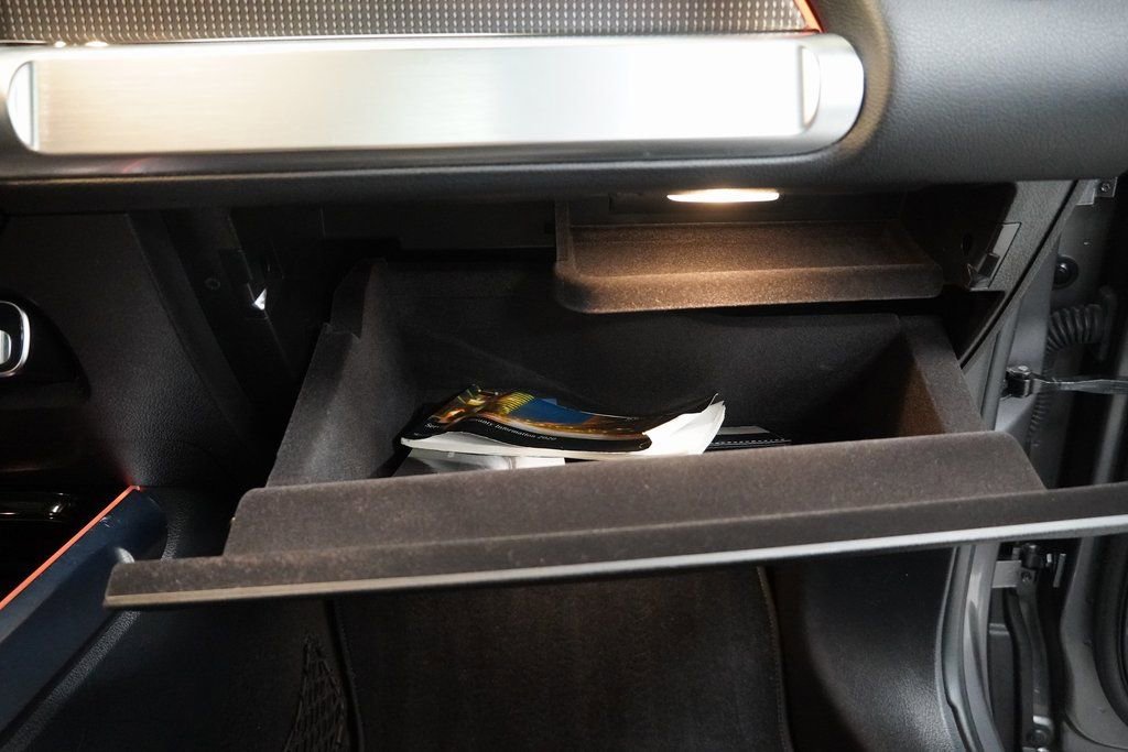 Used 2020 Mercedes-Benz GLB 250 4MATIC image 37