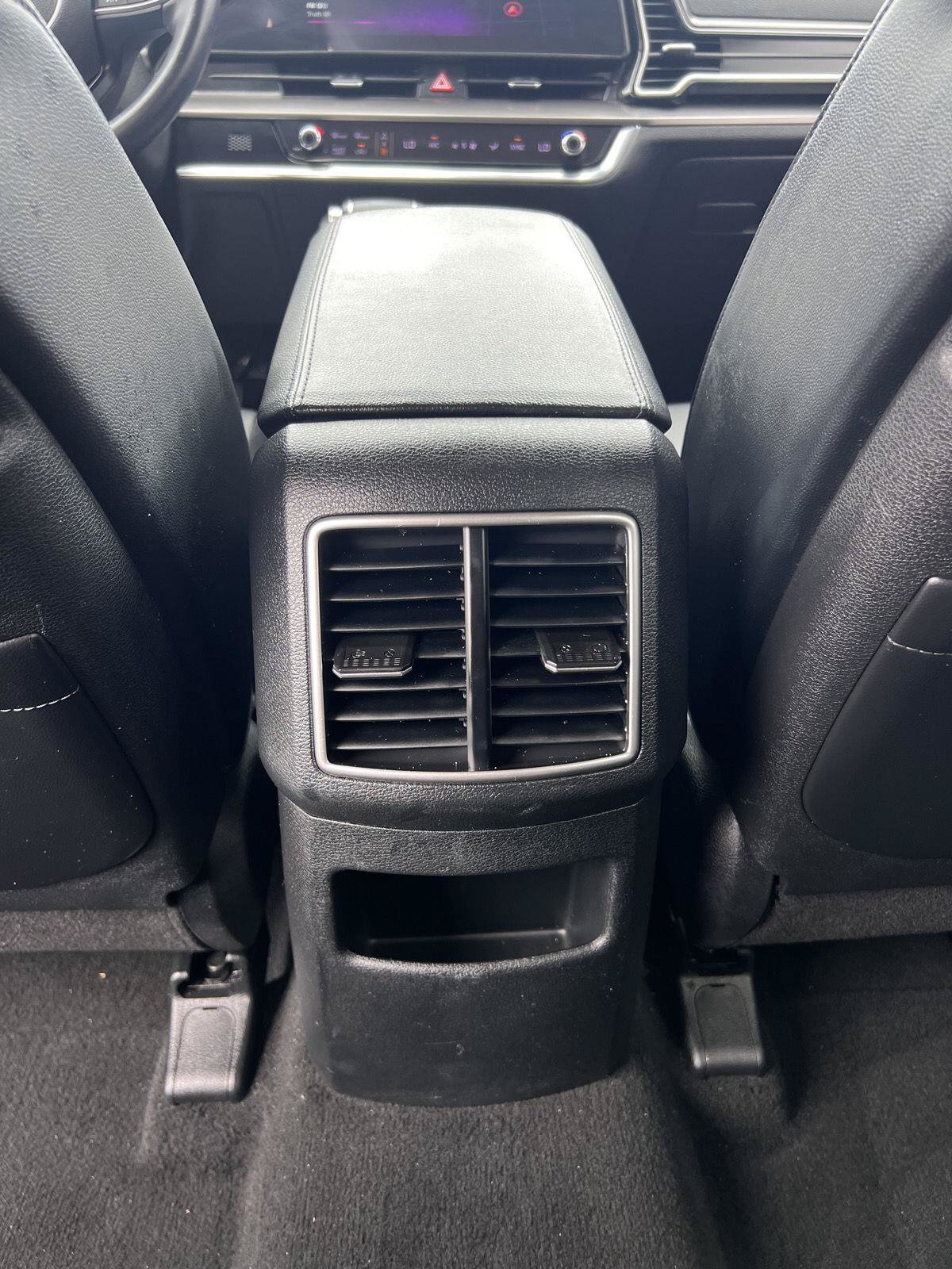 Used 2023 Kia Sportage EX FWD image 32