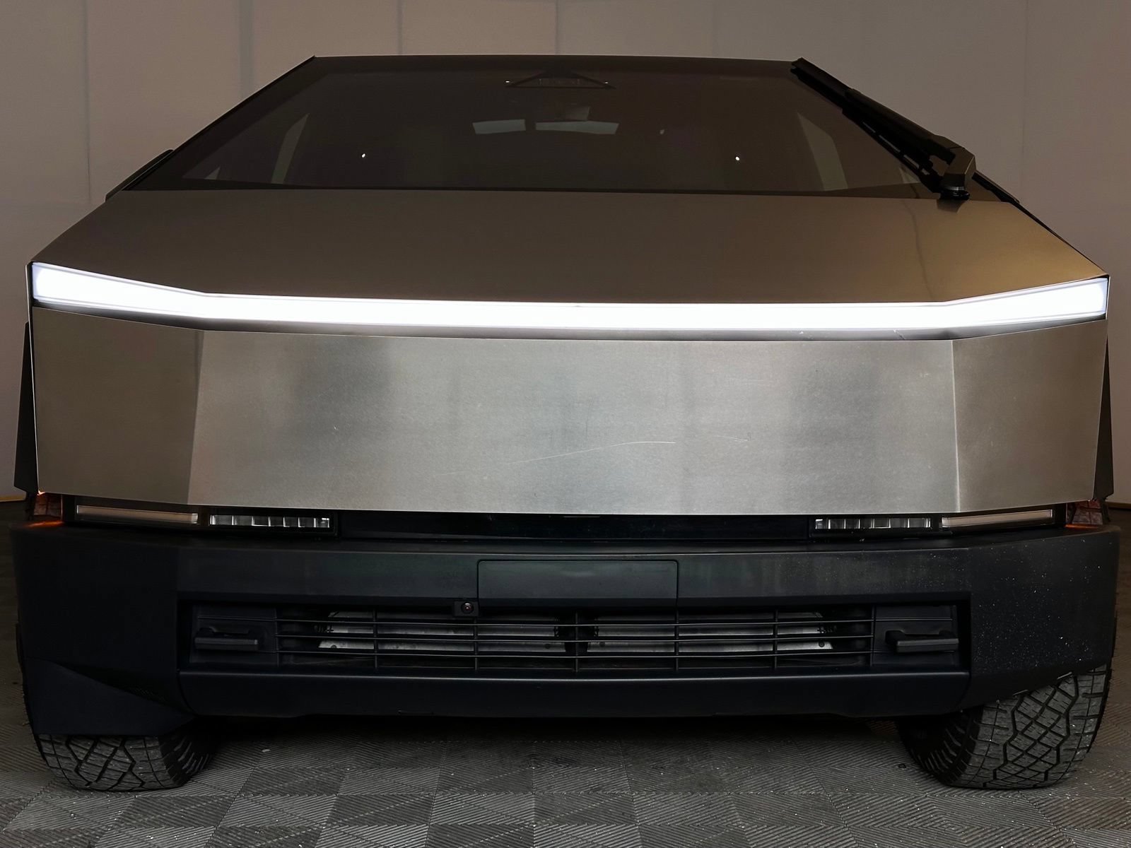 Used 2024 Tesla Cybertruck Cyberbeast AWD/4WD image 22