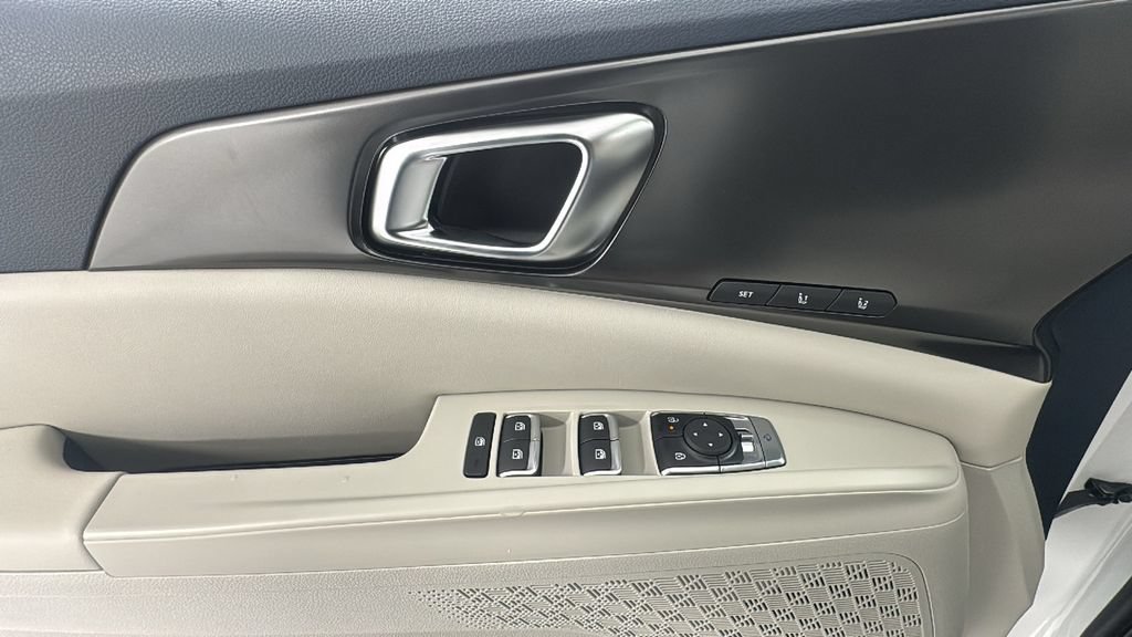 New 2026 Kia Carnival SX w/ SX Dark Edition Package FWD image 22