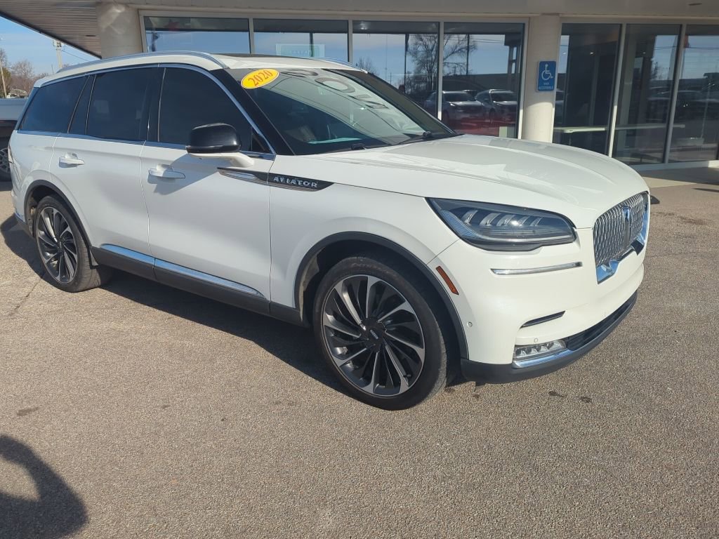 Used 2020 Lincoln Aviator Reserve w/ Equipment Group 201A image 8
