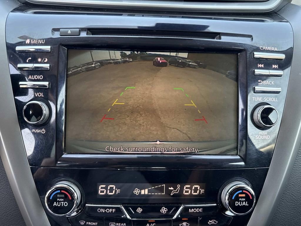 Used 2024 Nissan Murano SV image 21