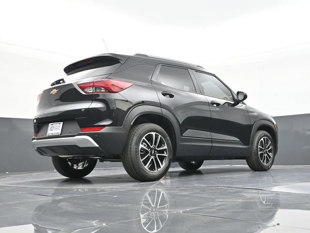 New 2026 Chevrolet TrailBlazer LT w/ Driver Confidence Package FWD image 43