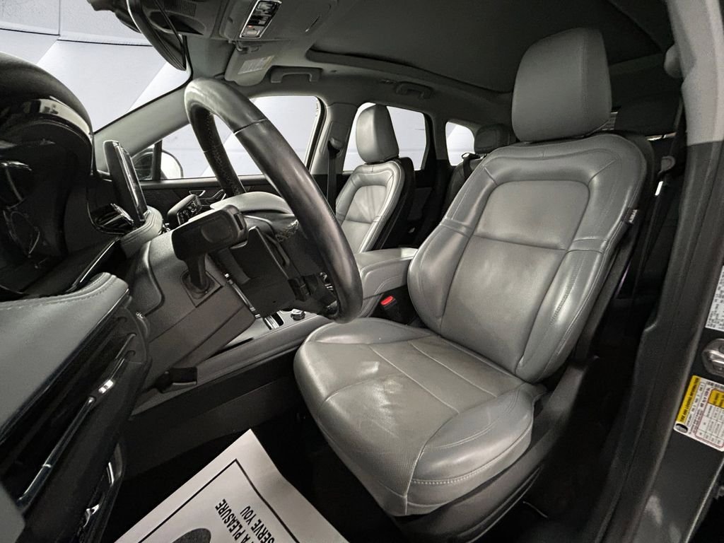 Used 2021 Lincoln Corsair FWD w/ Premium Package image 8