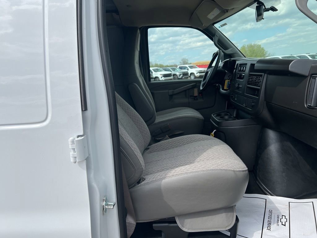 New 2026 Chevrolet Express 3500 Extended w/ Driver Convenience Package RWD image 21