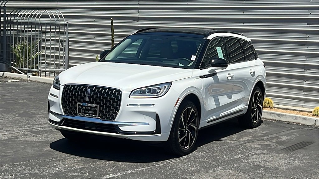 New 2025 Lincoln Corsair Grand Touring w/ Equipment Group 302A image 3