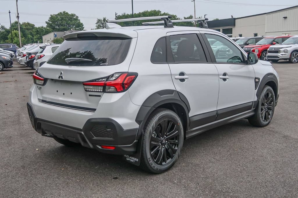 Used 2025 Mitsubishi Outlander Sport AWD image 9