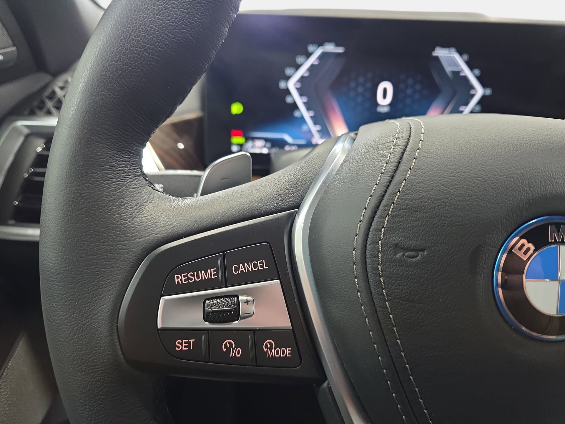 Used 2026 BMW X5 xDrive50e w/ Climate Comfort Package image 17