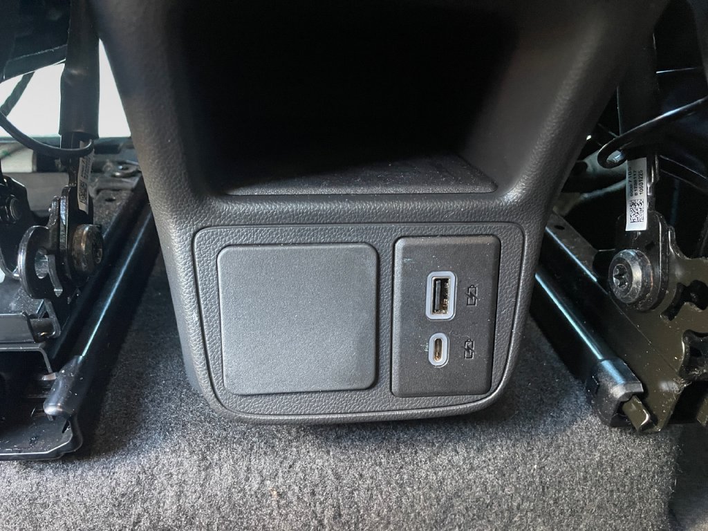 Certified 2023 Buick Encore GX Select w/ Sport Touring Package FWD image 34