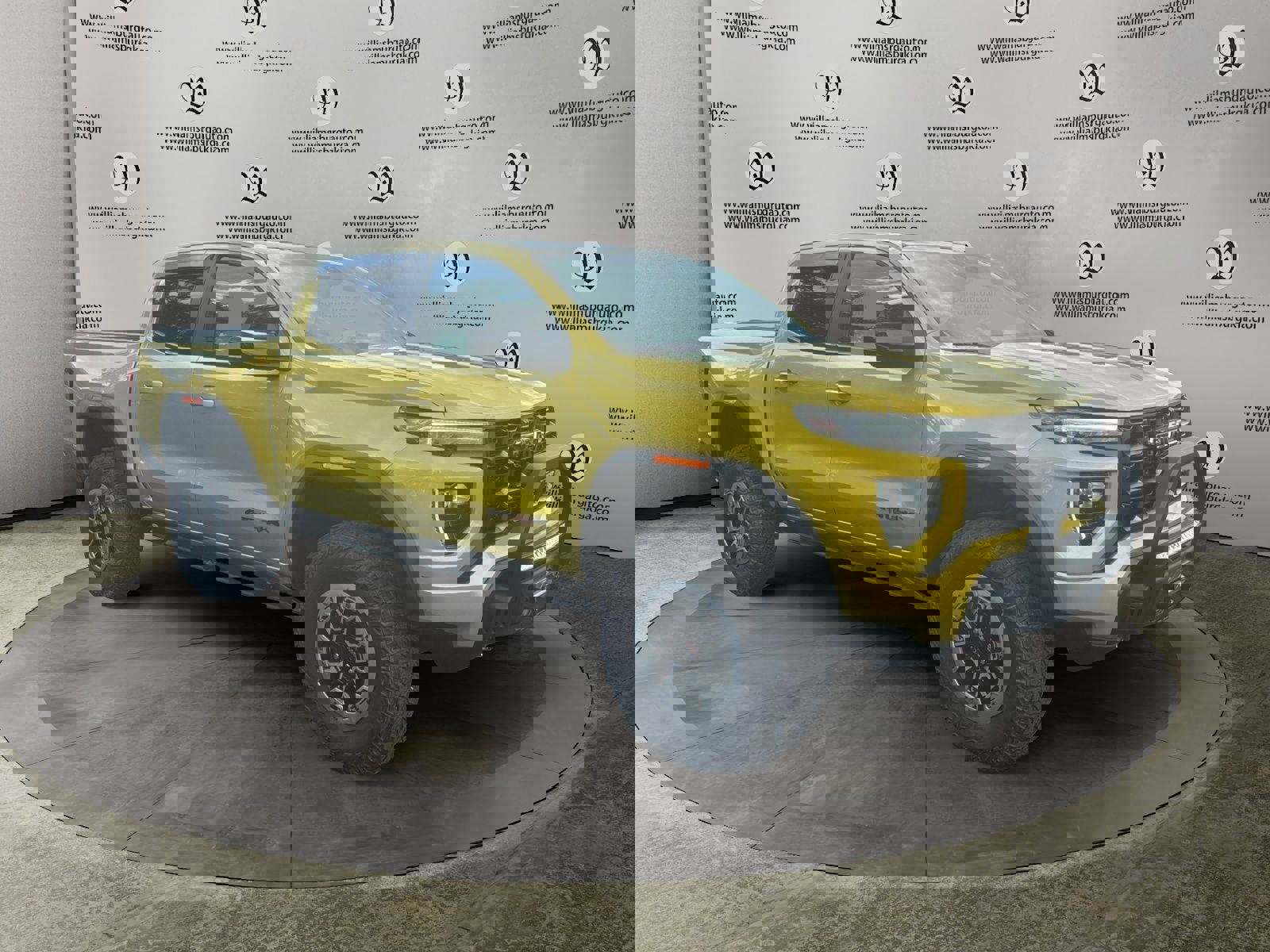 Used 2023 GMC Canyon AT4X w/ Edition 1 AWD/4WD image 7