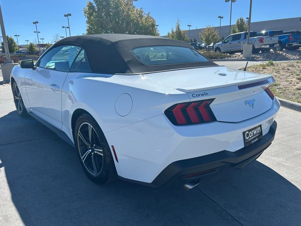 Used 2025 Ford Mustang Premium RWD image 5