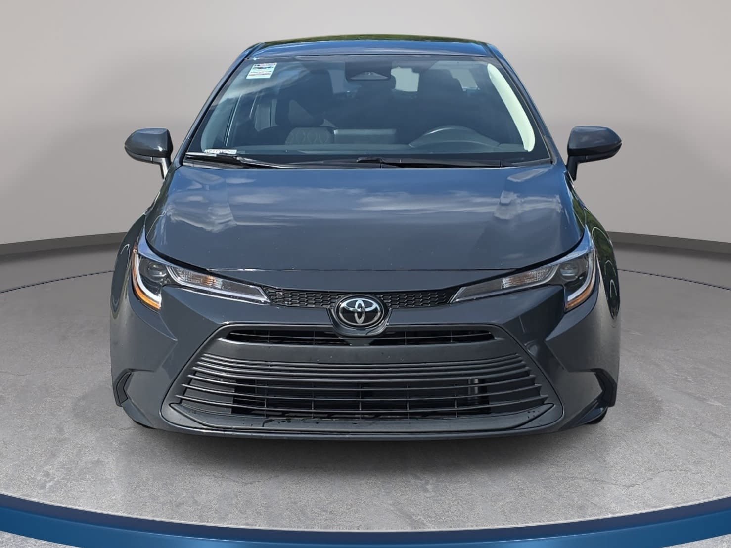 Used 2024 Toyota Corolla LE FWD image 2