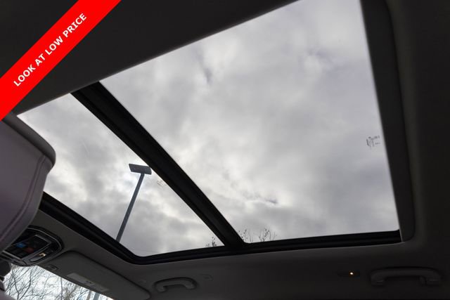 Used 2024 Jeep Grand Wagoneer Series I w/ Convenience Group III image 27