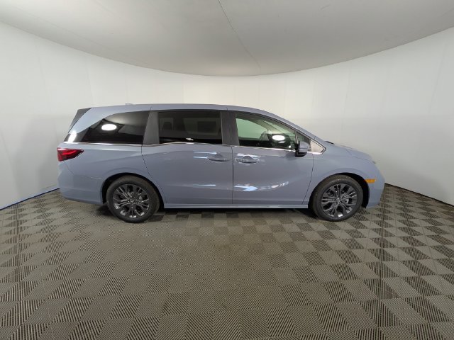 New 2027 Honda Odyssey Touring image 2
