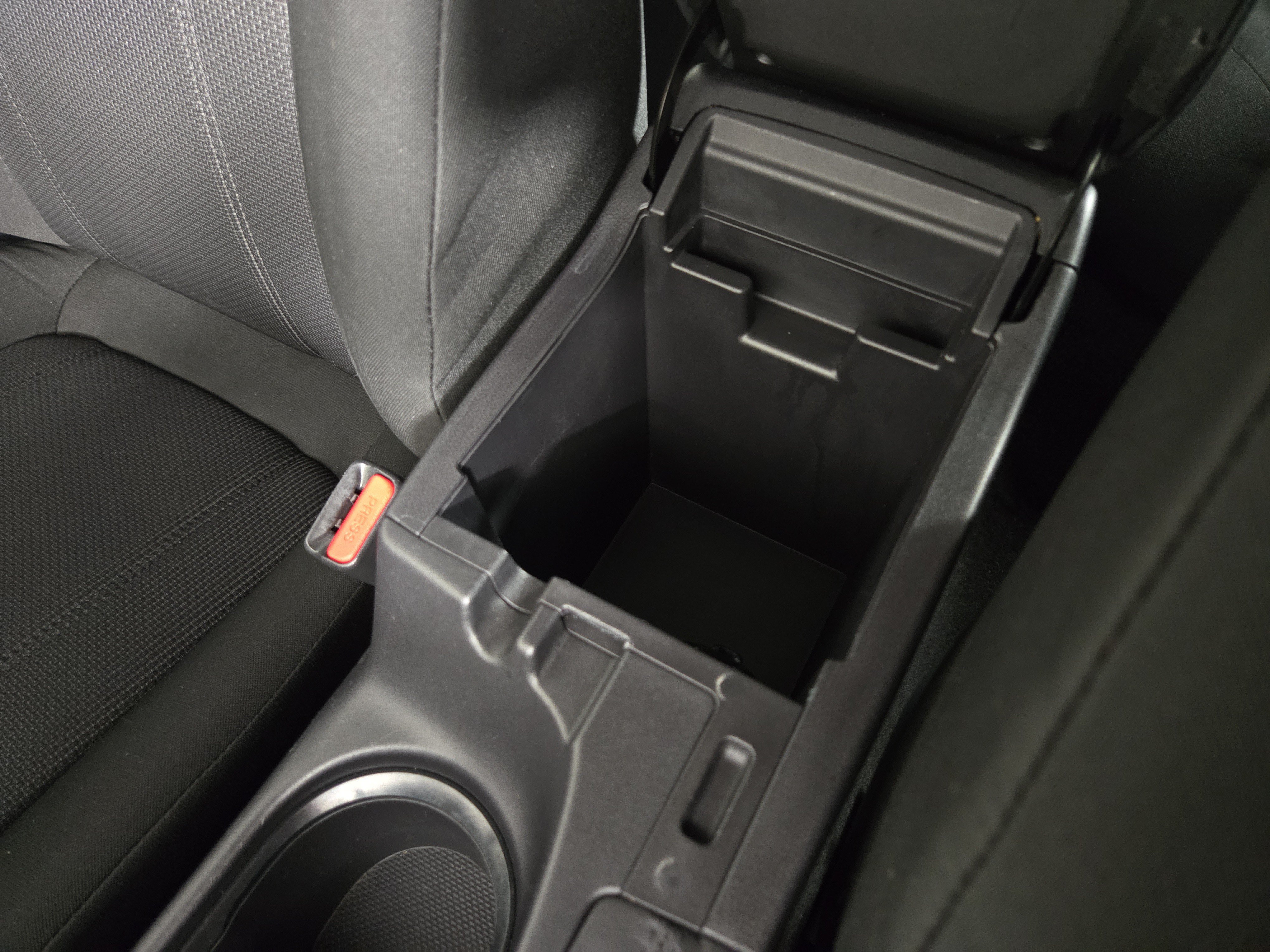 Used 2018 Subaru Impreza 2.0i AWD/4WD image 26