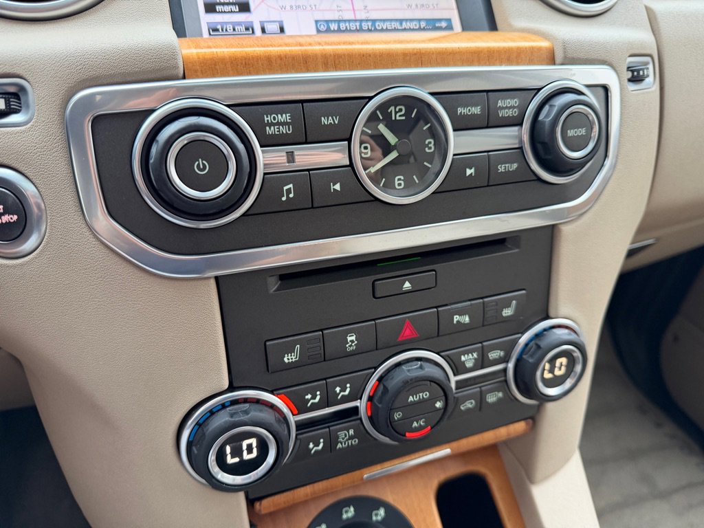 Used 2013 Land Rover LR4 HSE AWD/4WD image 20