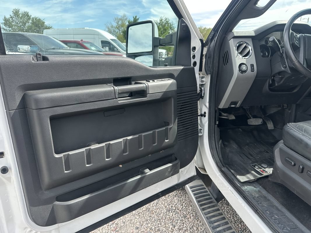 Used 2014 Ford F350 Lariat w/ Chrome Package AWD/4WD image 33